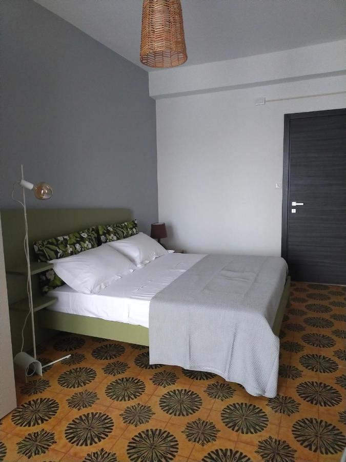 Casa Catamarino Apartment แตร์โมลิ ภายนอก รูปภาพ